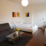 Yoursweethome דירה *